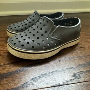 Native Gray Toddler Boys Water Shoes Slip-On 9c